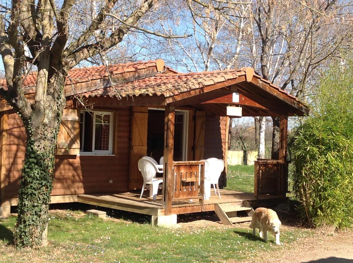Camping Le Pont D'Allagnon Lempdes sur Allagnon Buitenkant foto