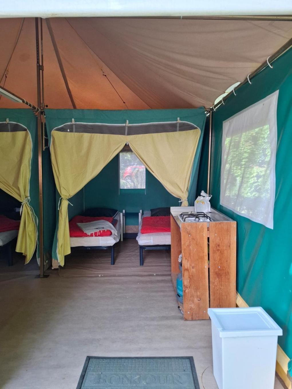 Camping Le Pont D'Allagnon Lempdes sur Allagnon Buitenkant foto